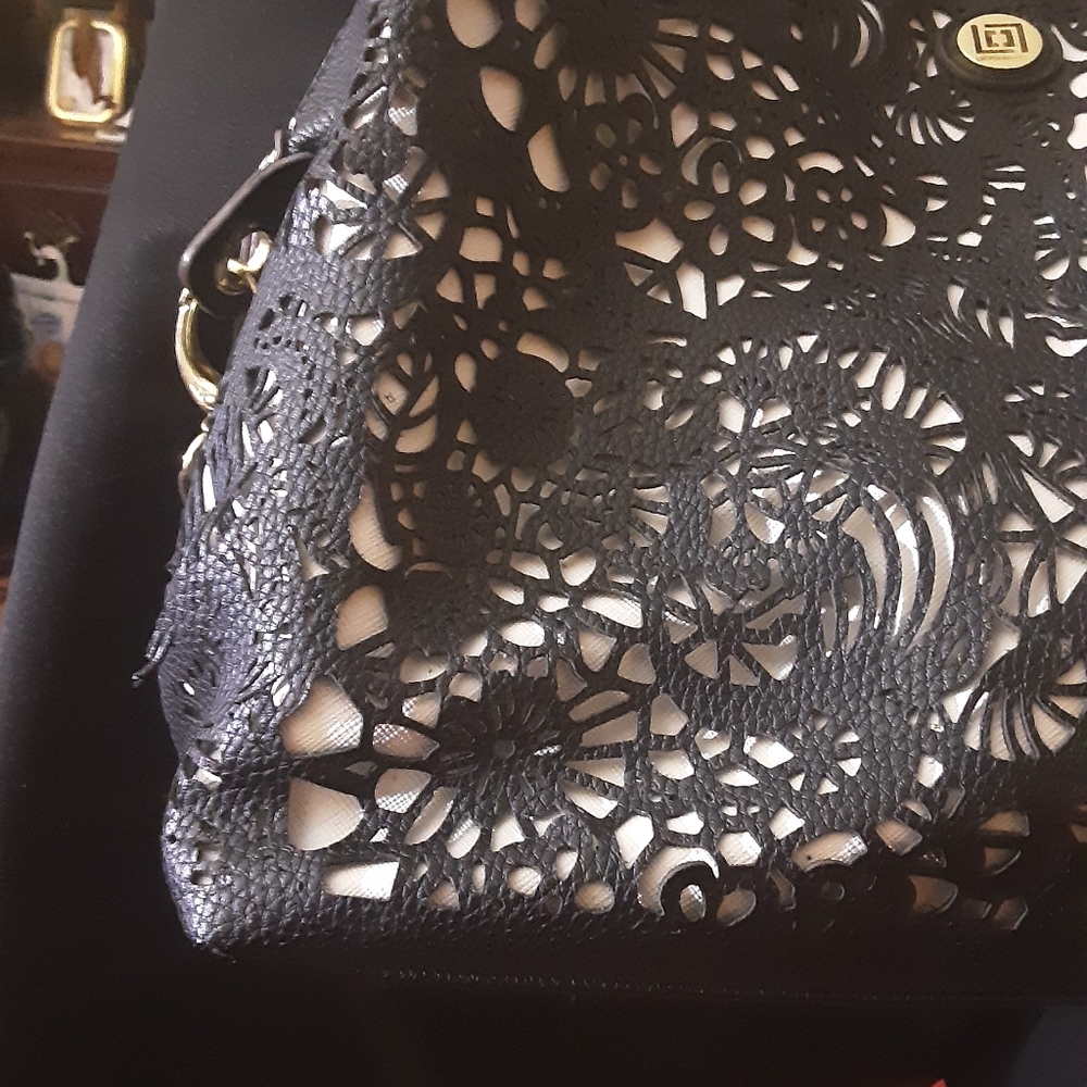 Purse - Picture 2 of 2